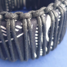 Load image into Gallery viewer, Eurydice Wax Print Cotton and Macrame bracelet