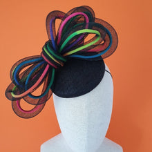 Load image into Gallery viewer, Globeleza Hat Fascinator by Martine Henry Millinery
