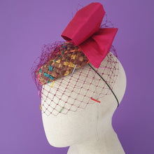 Load image into Gallery viewer, Fabiola Multicolour Straw and Silk Fascinator with veil for wedding and the races 
