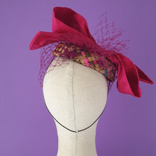 Load image into Gallery viewer, Fabiola Multicolour Straw and Silk Fascinator with veil for wedding and the races 
